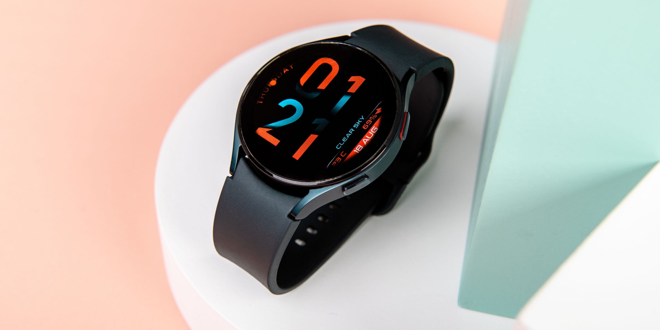 harga jam smartwatch