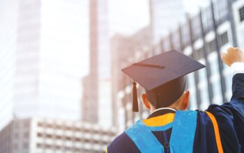 pendidikan adalah investasi terbaik
